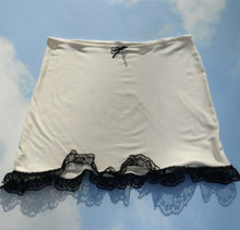 Load image into Gallery viewer, 🖤 The "Riverbank Skirt"🏞️☂️
