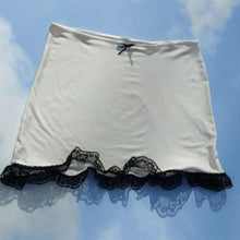 Load image into Gallery viewer, 🖤 The "Riverbank Skirt"🏞️☂️
